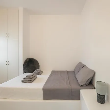 Anneta's House - Cycladic With Pool , Parikia (Paros)