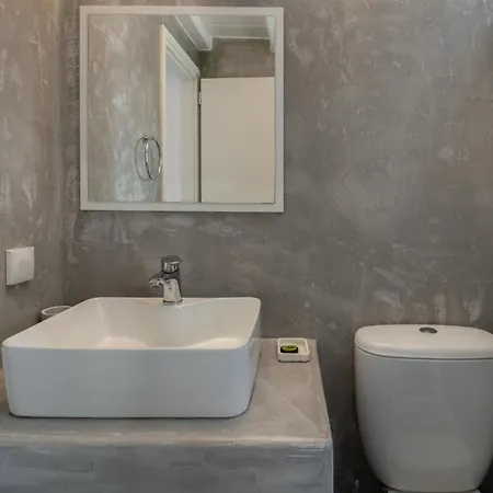 Anneta's House 1 - Cycladic With Pool , Apartment Kostos